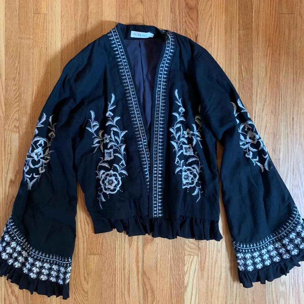 Linen Paisley Park Bell Sleeve Jacket